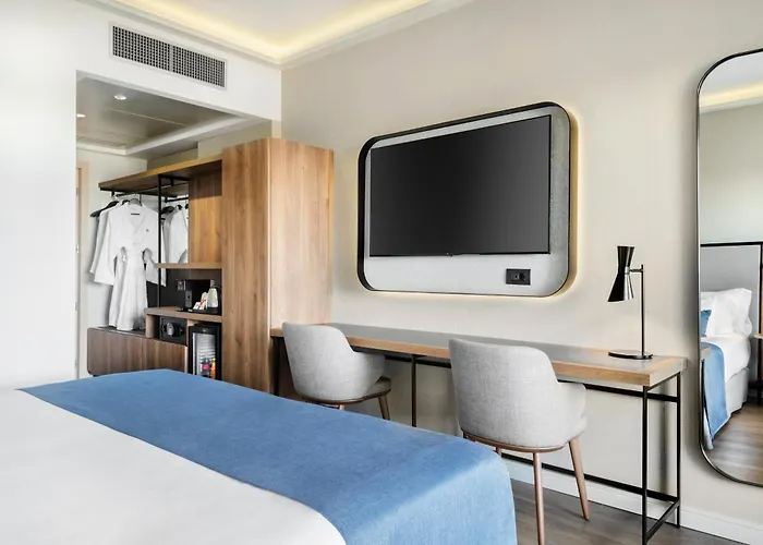 Barcelo 4*
